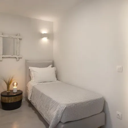 Alkyoni - Beautiful 8-person Family With Great Views Naousa (Paros)