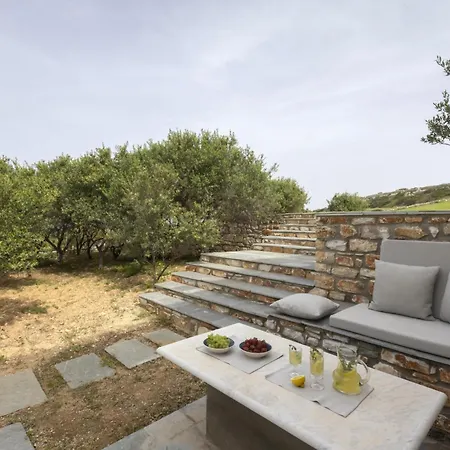 Alkyoni - Beautiful 8-person Family With Great Views Naousa (Paros)