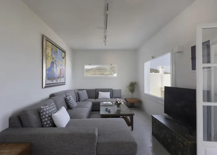 Villa Alkyoni - Beautiful 8-person Family With Great Views